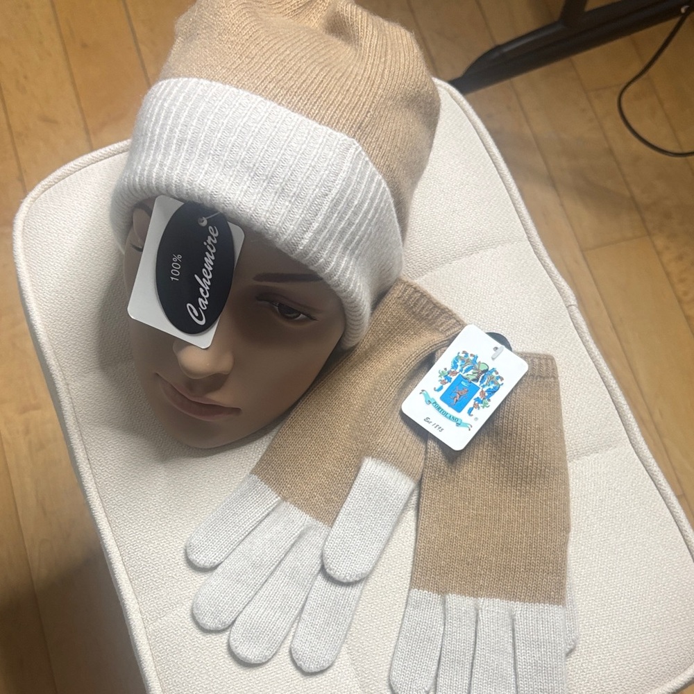 Portolano Beige and White Cashmere Beanie and Gloves Set